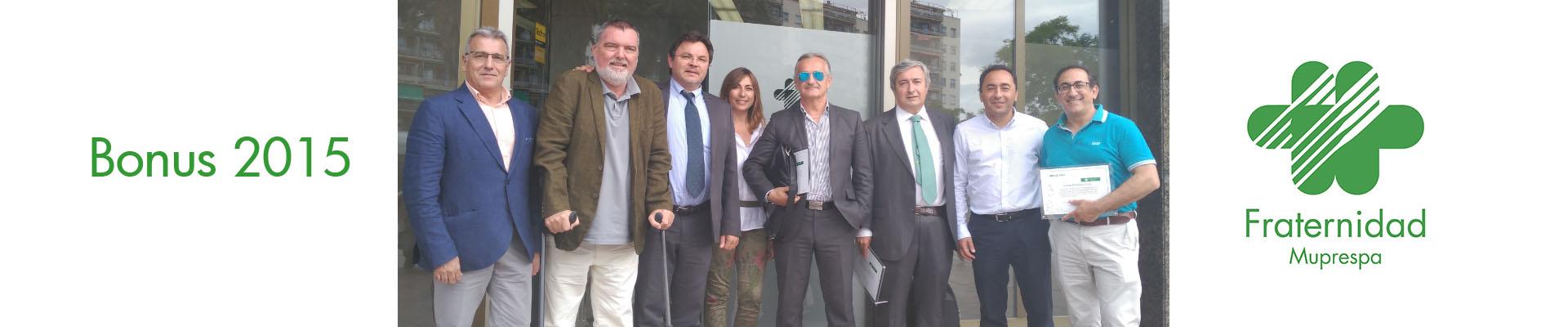 Foto de grupo entrega Bonus_2015 Fraternidad-Muprespa Tarragona